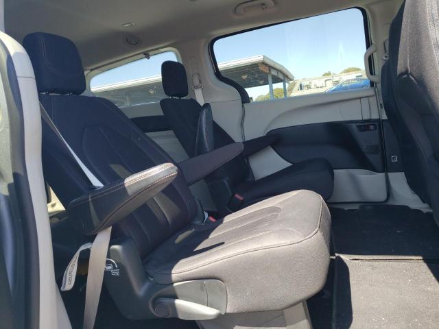 Photo 10 from auction – 2019 CHRYSLER PACIFICA T with VIN 2C4RC1DG7KR587463