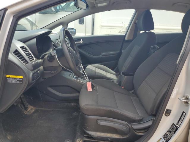 Photo 7 from auction – 2017 KIA FORTE LX with VIN 3KPFL4A75HE066888