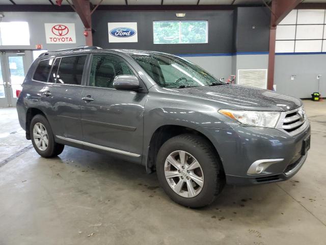 Foto 4 de la subasta – 2013 TOYOTA HIGHLANDER con VIN 5TDBK3EH3DS206919
