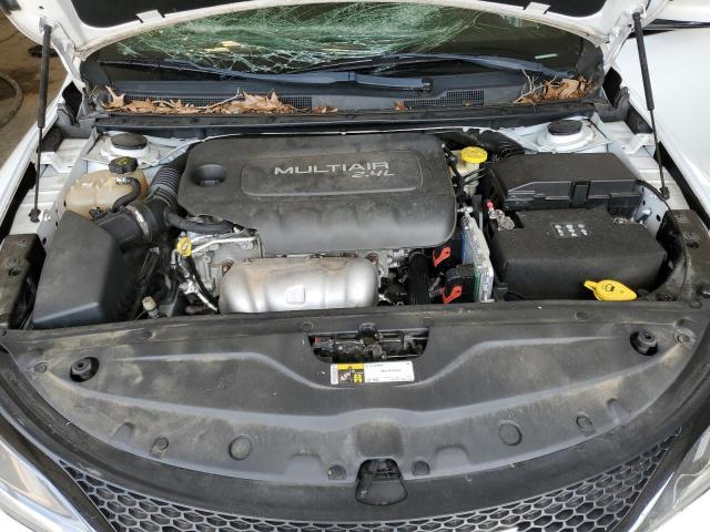 Photo 11 from auction – 2015 CHRYSLER 200 S with VIN 1C3CCCBB3FN707985
