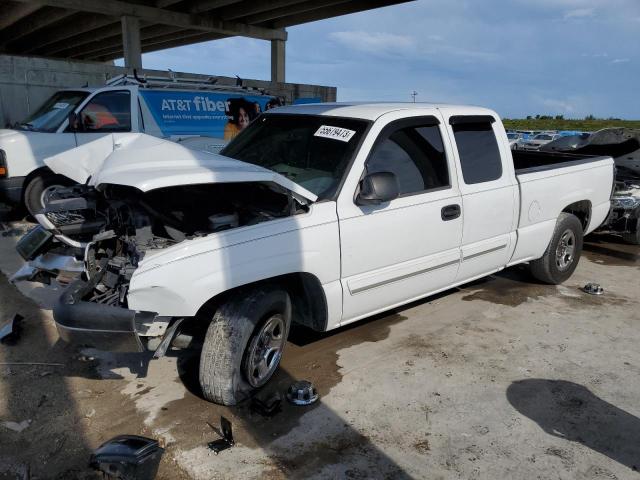 CHEVROLET SILVERADO 2003 with VIN 2GCEC19V531352680 - Photo from auction