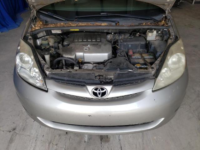 Photo 12 from auction – 2010 TOYOTA SIENNA CE with VIN 5TDKK4CC2AS299859