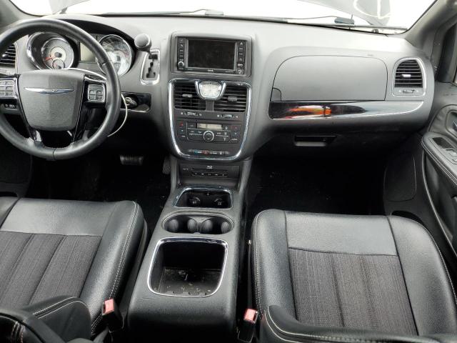 Photo 8 from auction – 2015 CHRYSLER TOWN & COU with VIN 2C4RC1HGXFR562850