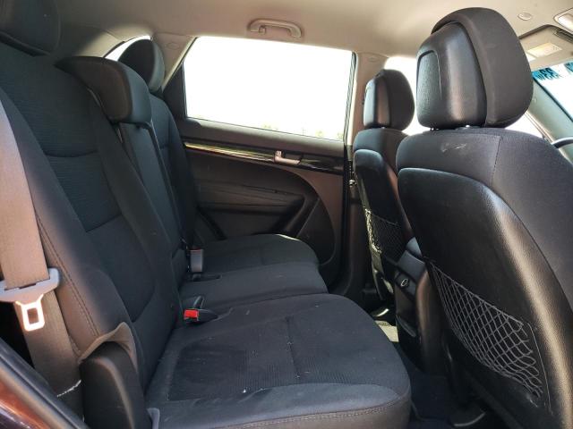 Photo 11 from auction – 2015 KIA SORENTO LX with VIN 5XYKTDA72FG605305