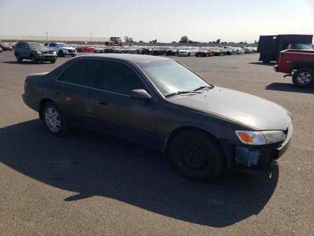 Photo 4 from auction – 2001 TOYOTA CAMRY CE with VIN 4T1BG22K61U854110