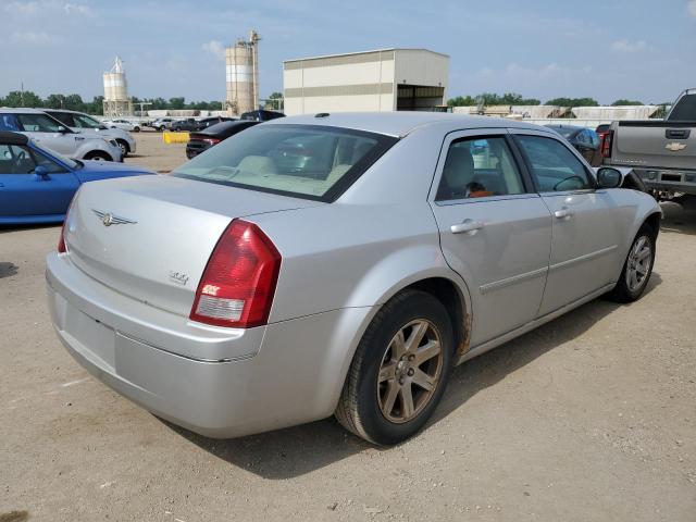 Photo 3 from auction – 2006 CHRYSLER 300 with VIN 2C3KA53G06H525967