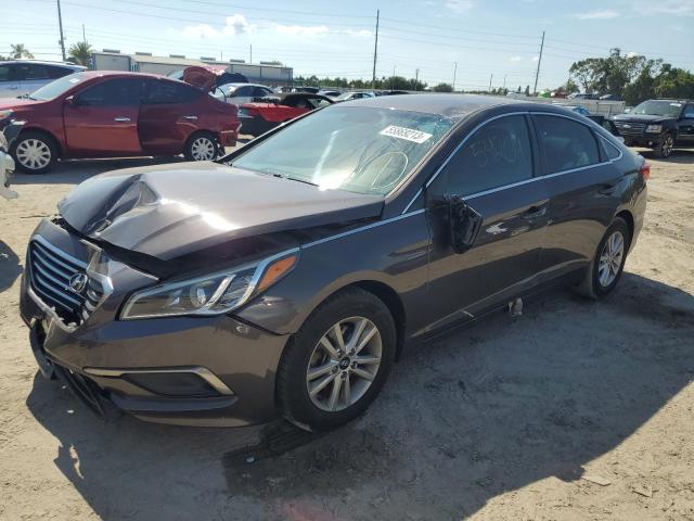 HYUNDAI SONATA SE 2016 with VIN 5NPE24AF8GH304765 - Photo from auction
