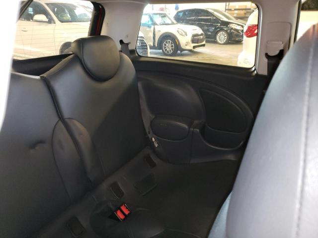 Photo 10 from auction – 2005 MINI COOPER S with VIN WMWRE33425TD90744