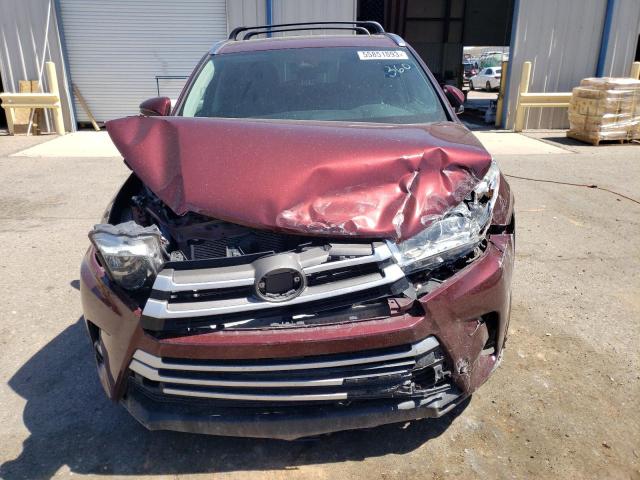 Foto 5 de la subasta – 2018 TOYOTA HIGHLANDER con VIN 5TDJZRFH4JS884745