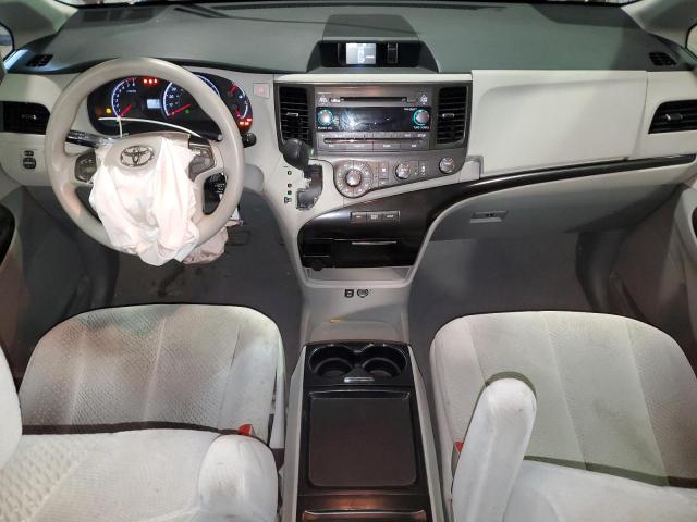 Photo 8 from auction – 2011 TOYOTA SIENNA LE with VIN 5TDKK3DC6BS029401