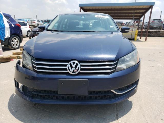 Photo 5 from auction – 2013 VOLKSWAGEN PASSAT S with VIN 1VWAP7A32DC008524