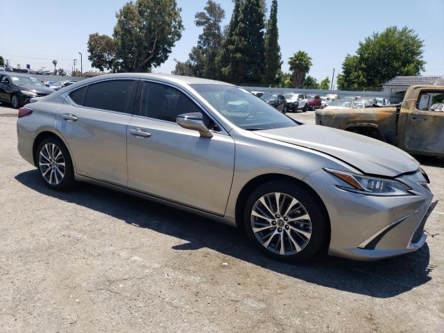 Photo 4 from auction – 2021 LEXUS ES 300H with VIN 58ADA1C12MU001839