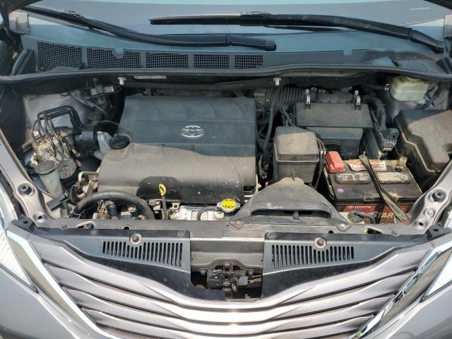 Photo 12 from auction – 2015 TOYOTA SIENNA LE with VIN 5TDKK3DC7FS556210