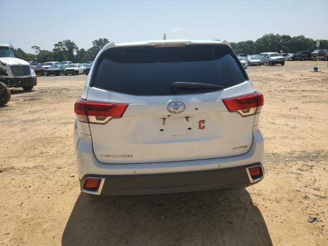 Photo 6 from auction – 2018 TOYOTA HIGHLANDER with VIN 5TDYZRFH1JS244670
