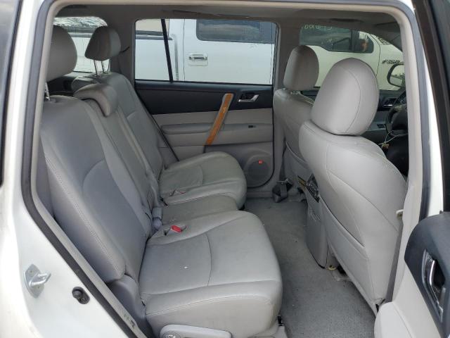 Photo 11 from auction – 2009 TOYOTA HIGHLANDER with VIN JTEEW44A292032072