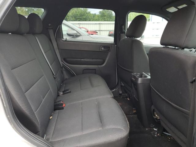 Photo 11 from auction – 2011 FORD ESCAPE XLT with VIN 1FMCU0DG2BKA22612
