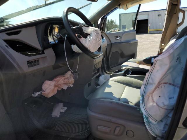 Photo 7 from auction – 2015 TOYOTA SIENNA XLE with VIN 5TDYK3DC3FS565755