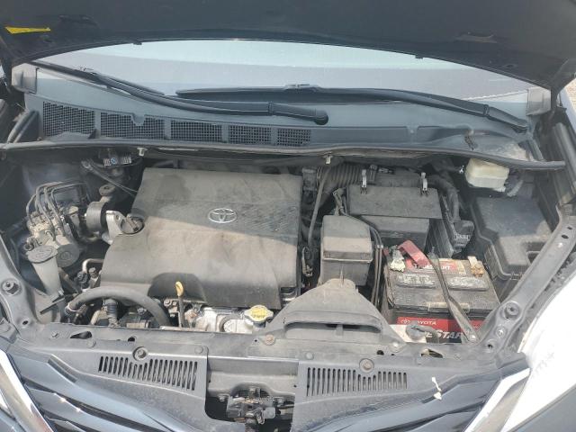 Photo 11 from auction – 2016 TOYOTA SIENNA LE with VIN 5TDKK3DC8GS716371