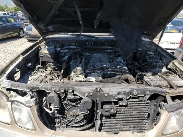 Photo 11 from auction – 2001 LEXUS LX 470 with VIN JTJHT00W513501932
