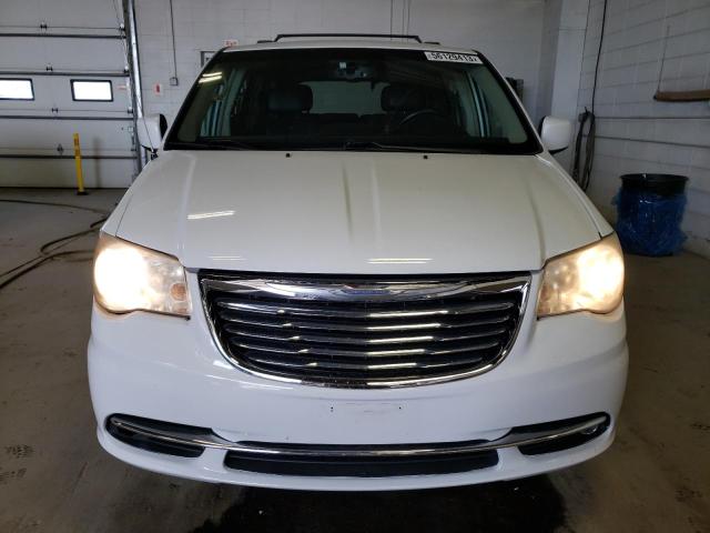 Photo 5 from auction – 2015 CHRYSLER TOWN & COU with VIN 2C4RC1BG9FR752051