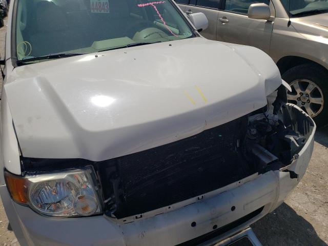 Photo 12 from auction – 2009 FORD ESCAPE LIM with VIN 1FMCU94G49KB71571