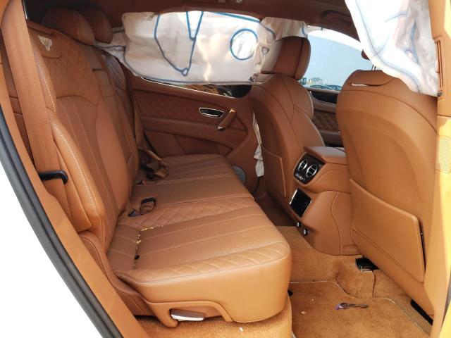 Photo 10 from auction – 2019 BENTLEY BENTAYGA with VIN SJAAM2ZV4KC026896