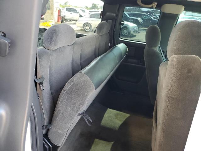 Photo 10 from auction – 2003 CHEVROLET SILVERADO with VIN 2GCEC19V531352680