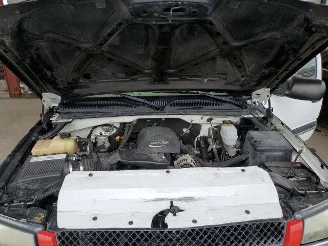 Photo 11 from auction – 2005 CHEVROLET SILVERADO with VIN 1GCHK29UX5E252718