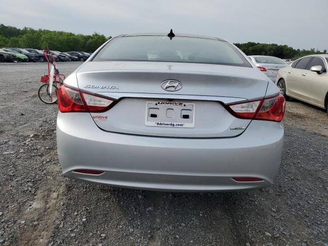 Photo 6 from auction – 2012 HYUNDAI SONATA SE with VIN 5NPEC4AC0CH419163