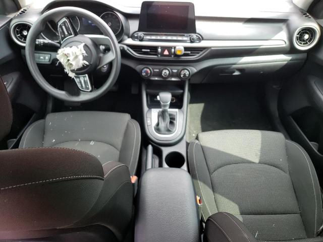 Photo 8 from auction – 2021 KIA FORTE FE with VIN 3KPF24AD0ME336127