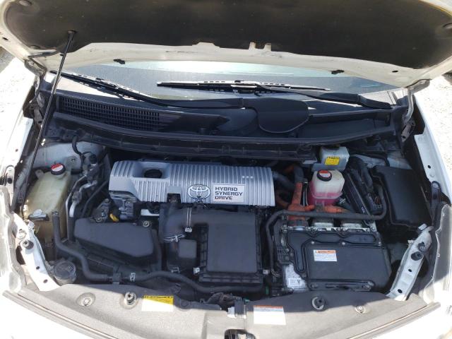 Photo 12 from auction – 2015 TOYOTA PRIUS V with VIN JTDZN3EUXFJ019972
