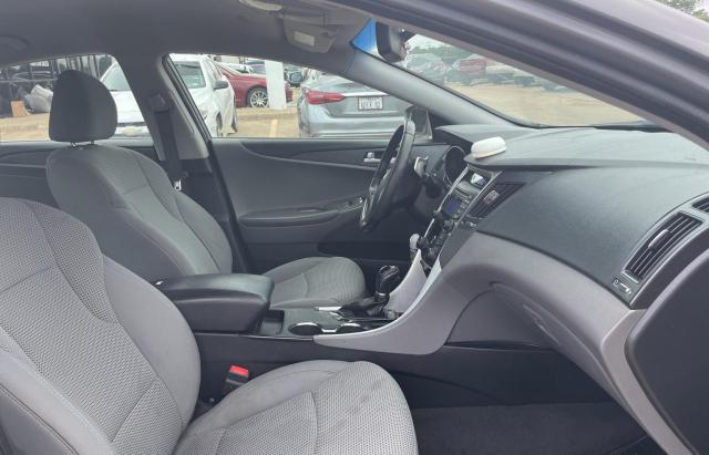 Photo 5 from auction – 2012 HYUNDAI SONATA SE with VIN 5NPEC4AC5CH492402