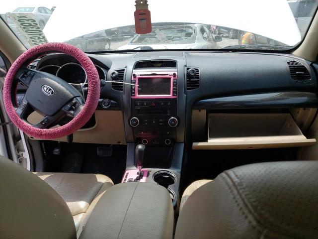 Photo 8 from auction – 2011 KIA SORENTO EX with VIN 5XYKU3A12BG088701