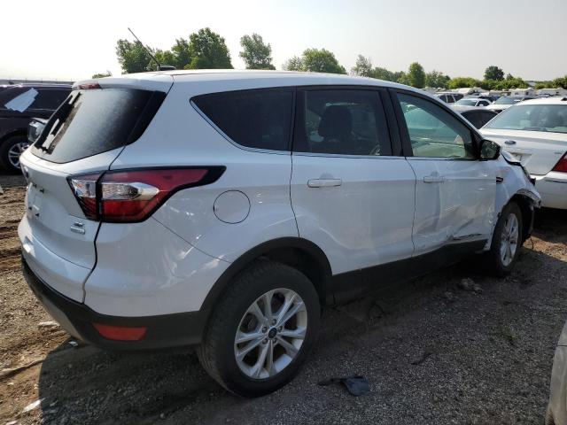 Photo 3 from auction – 2017 FORD ESCAPE SE with VIN 1FMCU0GD1HUB82687