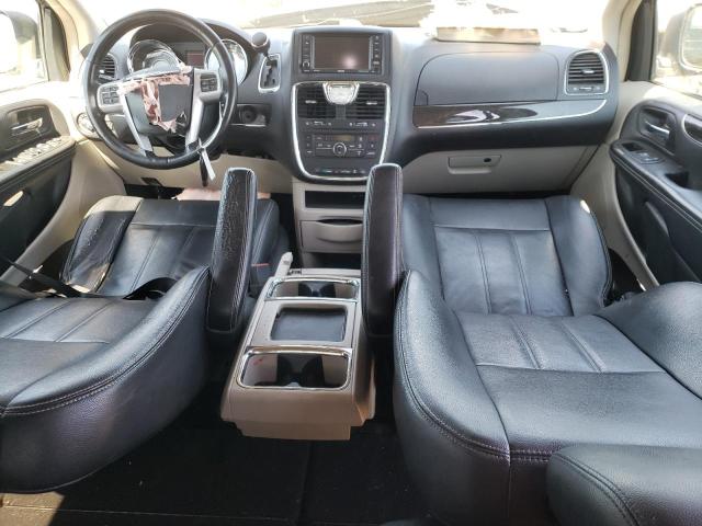 Photo 8 from auction – 2013 CHRYSLER TOWN & COU with VIN 2C4RC1BGXDR755120