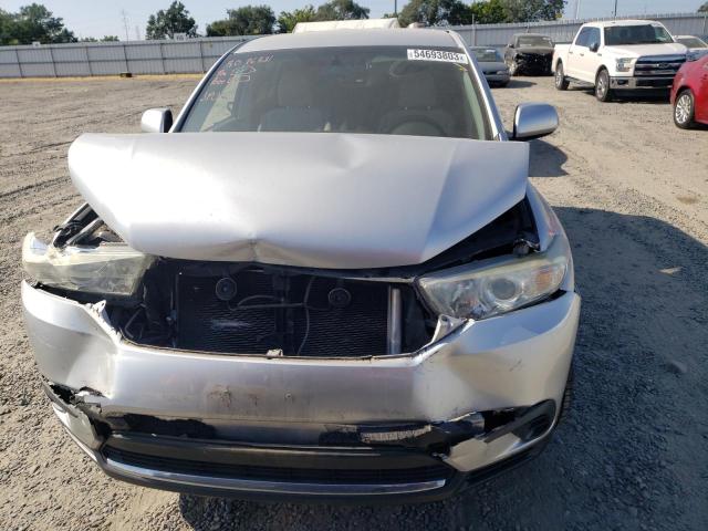 Photo 5 from auction – 2013 TOYOTA HIGHLANDER with VIN 5TDZA3EH8DS035831