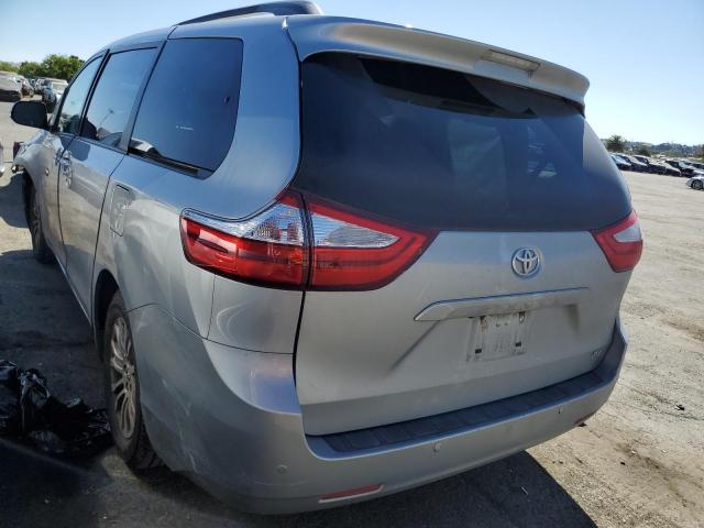 Photo 2 from auction – 2015 TOYOTA SIENNA XLE with VIN 5TDYK3DC3FS565755