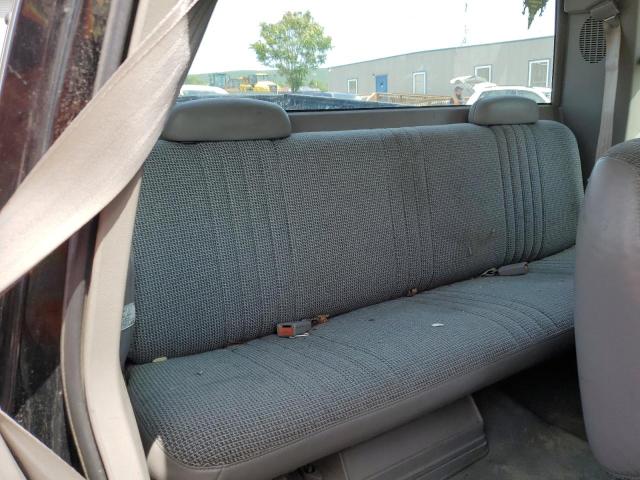 Photo 10 from auction – 1996 CHEVROLET GMT-400 C1 with VIN 1GCEC19M4TE228860