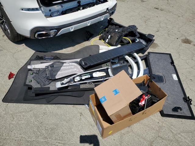 Photo 13 from auction – 2023 BMW X5 XDRIVE4 with VIN 5UXTA6C0XP9R76185