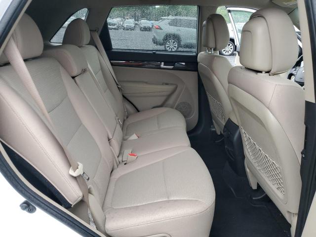 Photo 10 from auction – 2014 KIA SORENTO LX with VIN 5XYKT3A68EG444569