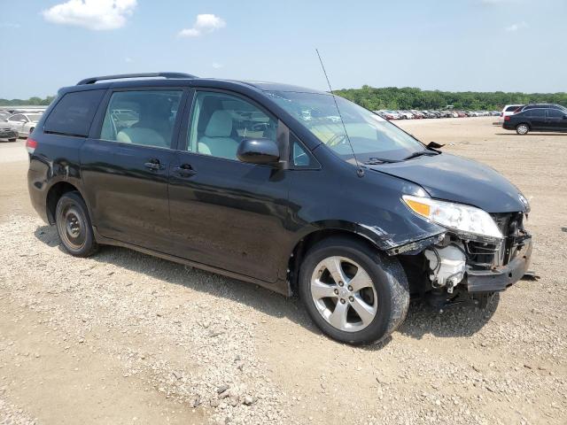 Photo 4 from auction – 2014 TOYOTA SIENNA VAN with VIN 5TDKK3DC9ES419199