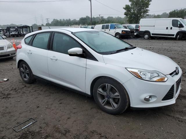 Photo 4 from auction – 2014 FORD FOCUS SE with VIN 1FADP3K29EL268960