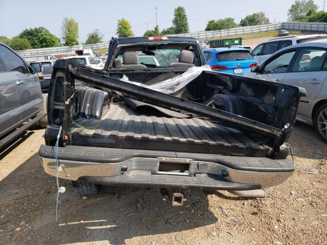 Photo 6 from auction – 2003 CHEVROLET SILVERADO with VIN 1GCEK14V63E379508