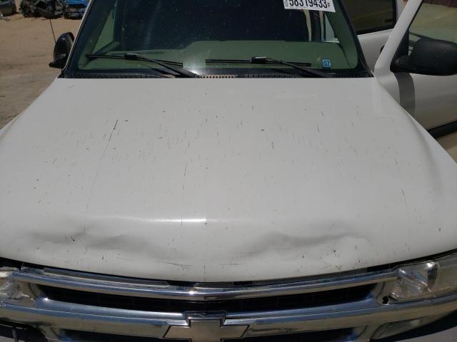 Photo 12 from auction – 2002 CHEVROLET SUBURAN c with VIN 3GNEC16T62G199291