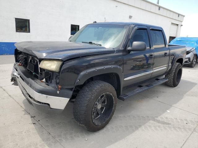 CHEVROLET SILVERADO 2004 with VIN 2GCEK13T241392419 - Photo from auction