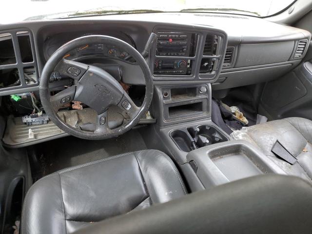 Photo 8 from auction – 2004 CHEVROLET AVALANCHE with VIN 3GNEK12T94G295119