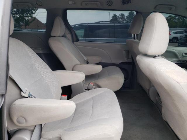 Photo 11 from auction – 2018 TOYOTA SIENNA L with VIN 5TDZZ3DC5JS957595