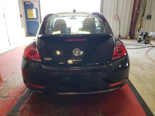 Photo 6 from auction – 2017 VOLKSWAGEN BEETLE SE with VIN 3VWJ17AT9HM622332