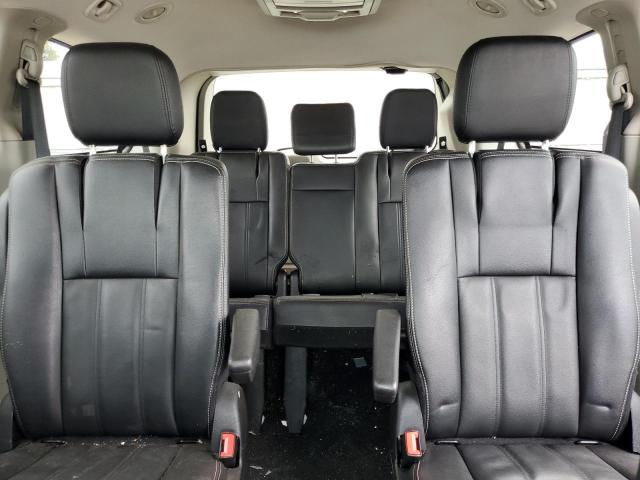 Photo 10 from auction – 2016 CHRYSLER TOWN & COU with VIN 2C4RC1BG9GR237746