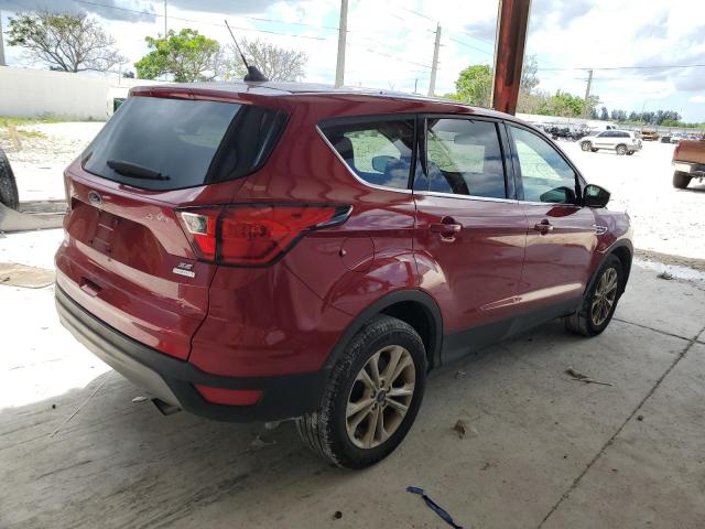 Photo 3 from auction – 2019 FORD ESCAPE SE with VIN 1FMCU0GD2KUB95844